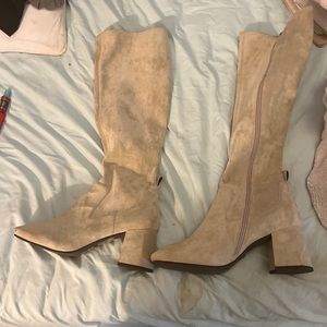 Jeffrey Campbell zebra boots very comfortable never worn